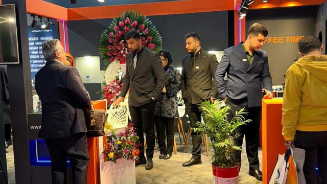 غرفه پلی اکتیو / نمایشگاه رنگ و رزین / تهران 1403